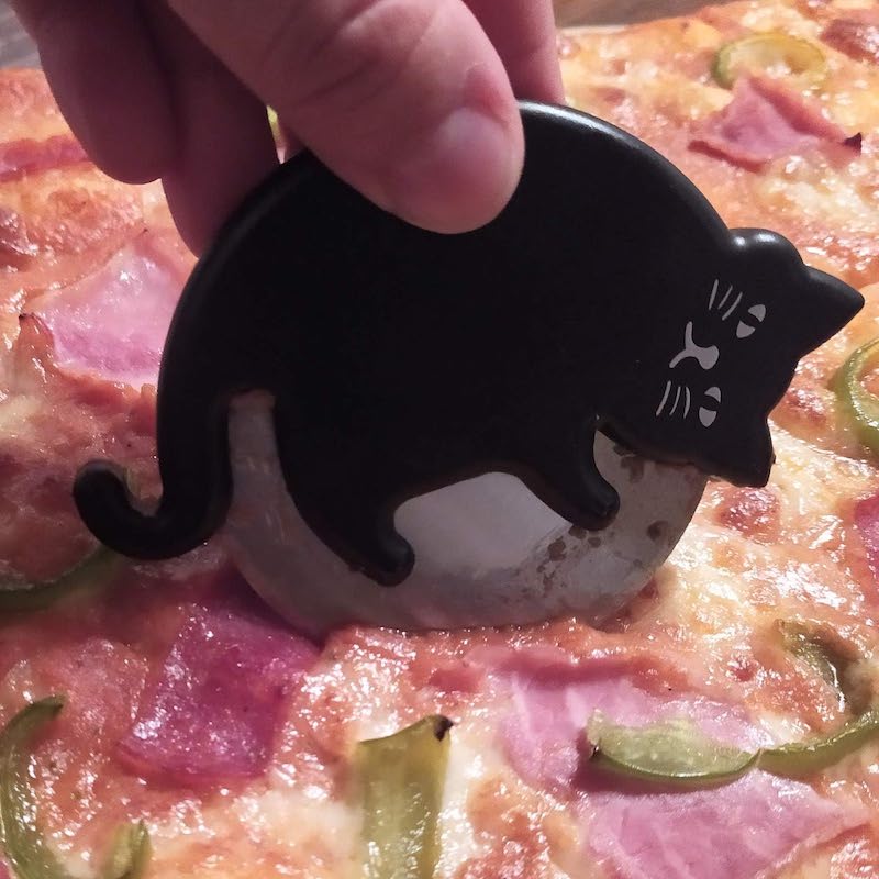 Black Cat Shaped Pizza Cutter