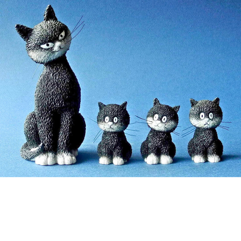 DUB22 - Dubout Cats - Cats in a Row Figurine