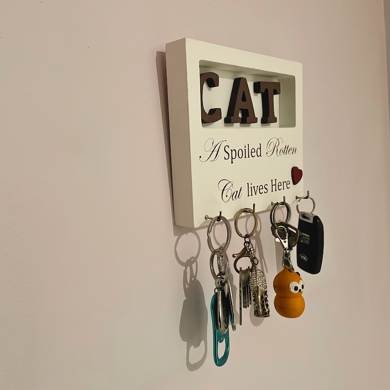 Cat Key Hook Wooden Plaque Wall Mounted