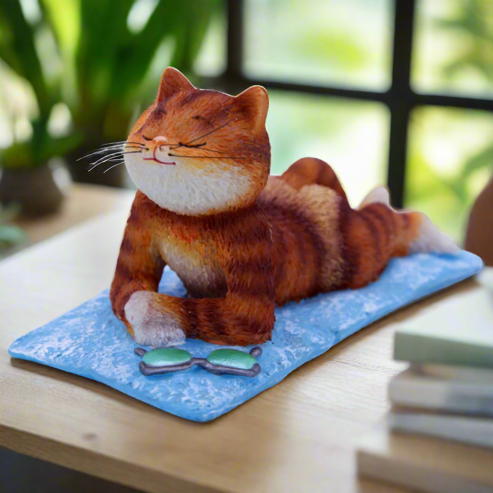 9 Lives Costa Cat Ginger Figurine