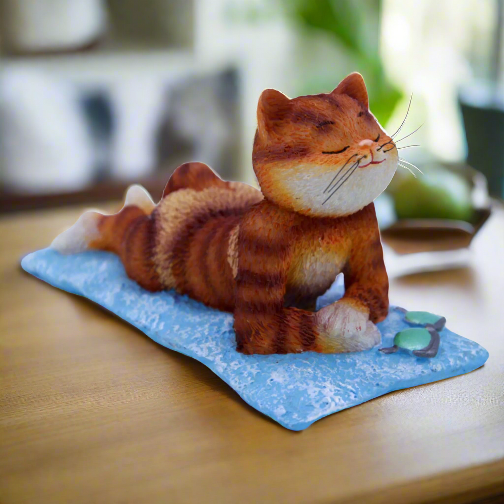 9 Lives Costa Cat Ginger Figurine