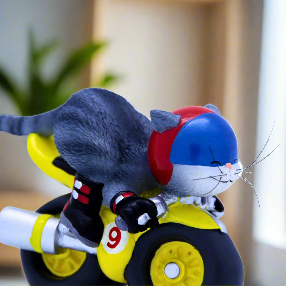 9 Lives Route 99 Grey Cat Figurine