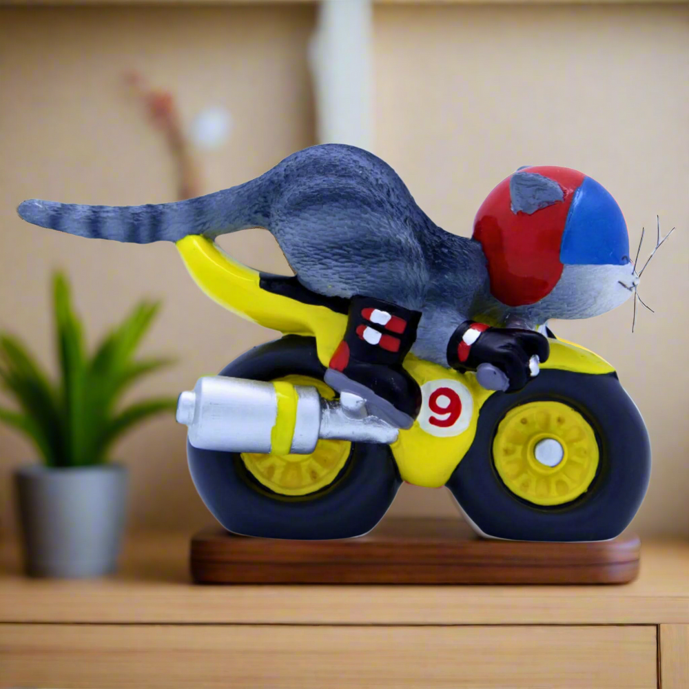 9 Lives Route 99 Grey Cat Figurine