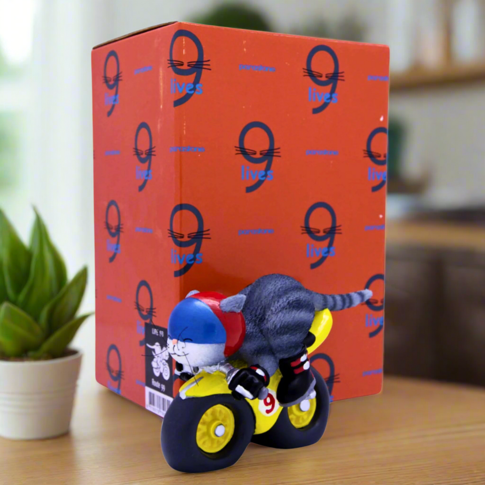 9 Lives Route 99 Grey Cat Figurine