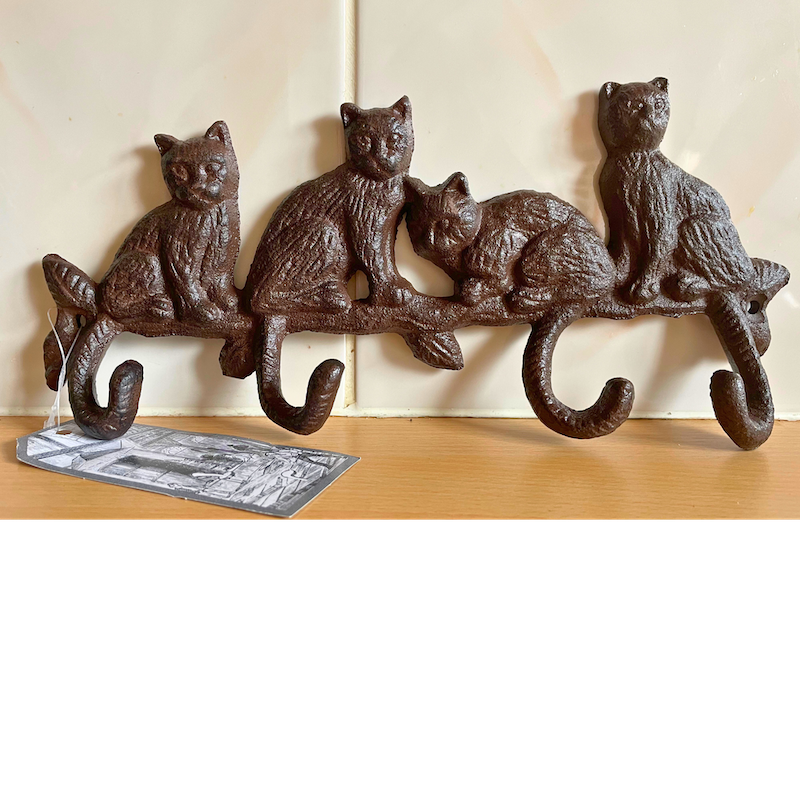 Cast Iron Keyhook 4 Cats Tails