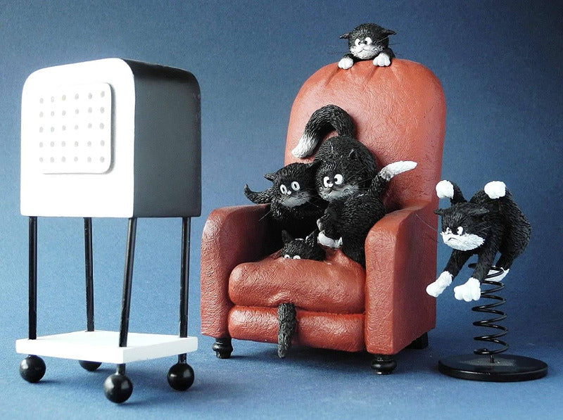 Dubout Cats - Scary Movie Cat Figurine